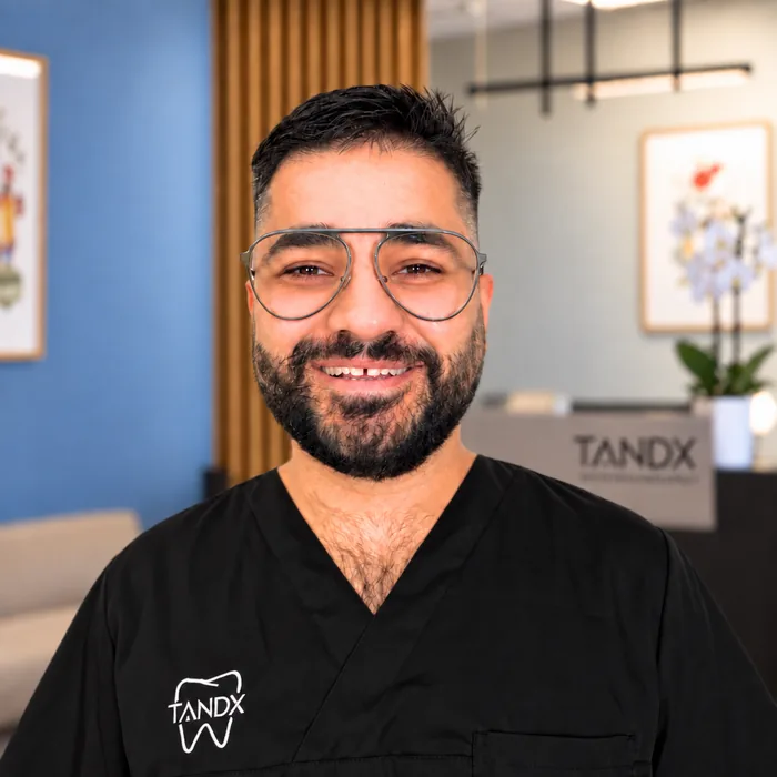 Morid Safi, Tandhygienist på Tandx i Kinna
