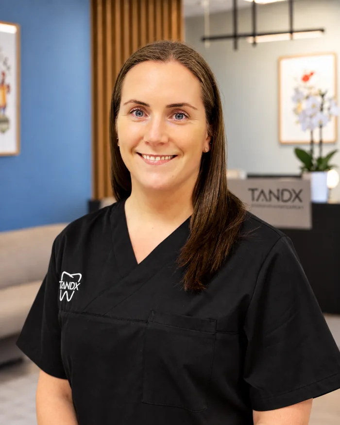 Andrea Karlsdottir, Tandsköterska på Tandx i Kinna